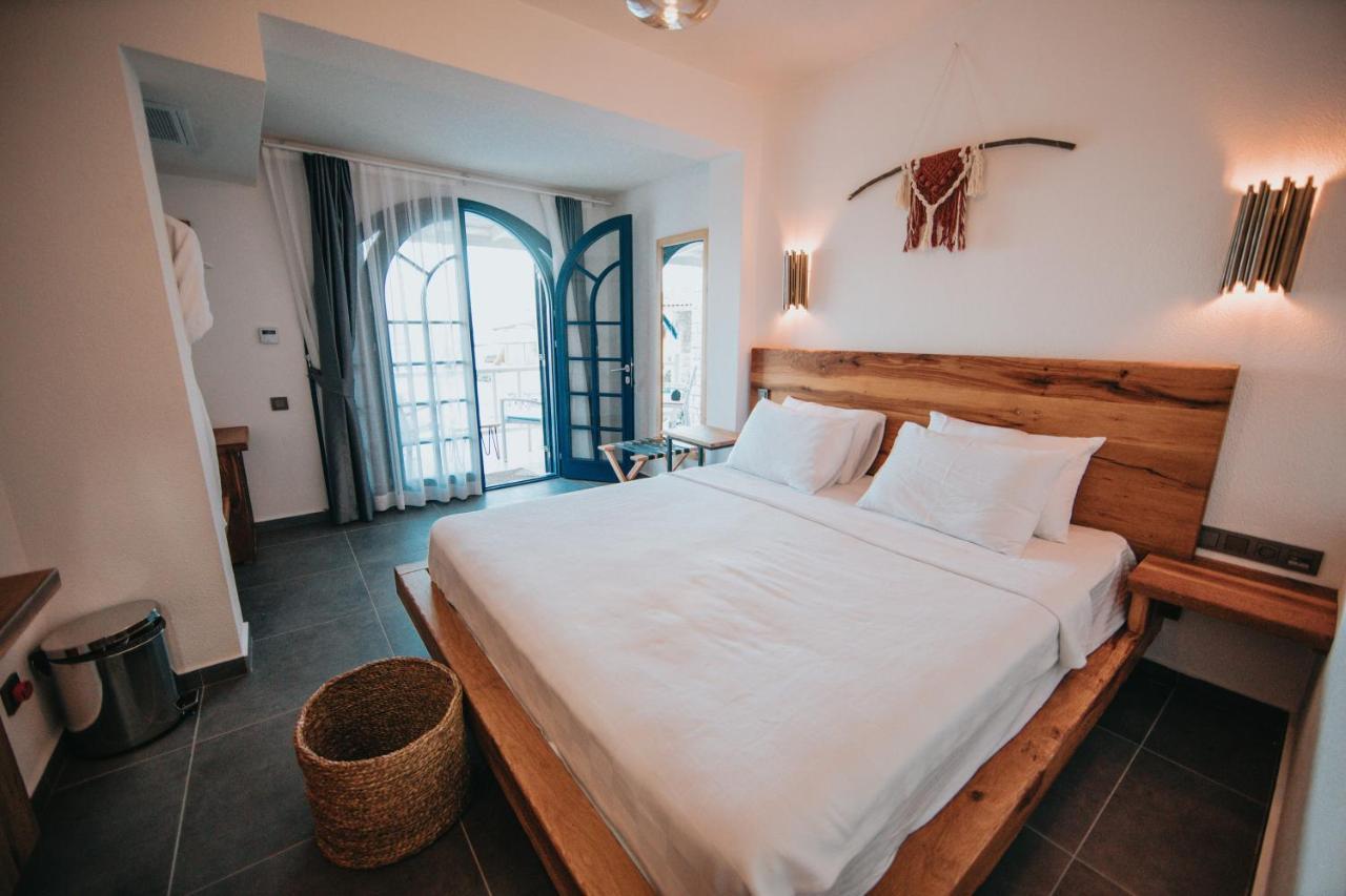 Bueyuekada Loc'Ada Hotel อดาลาร์ ภายนอก รูปภาพ
