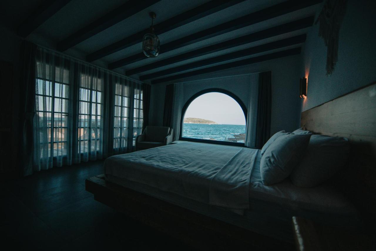 Bueyuekada Loc'Ada Hotel อดาลาร์ ภายนอก รูปภาพ