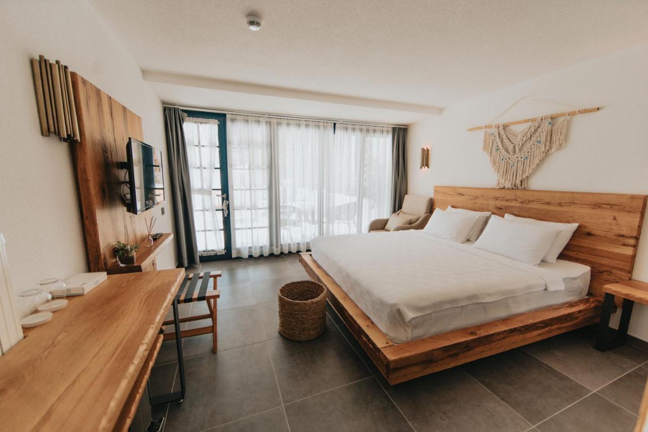Bueyuekada Loc'Ada Hotel อดาลาร์ ภายนอก รูปภาพ