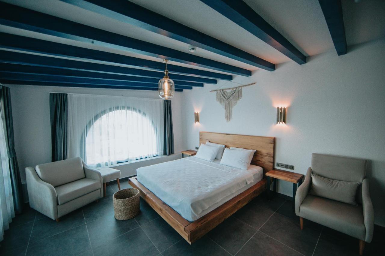 Bueyuekada Loc'Ada Hotel อดาลาร์ ภายนอก รูปภาพ
