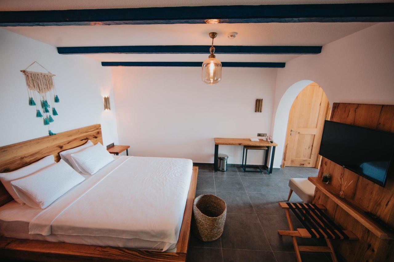 Bueyuekada Loc'Ada Hotel อดาลาร์ ภายนอก รูปภาพ
