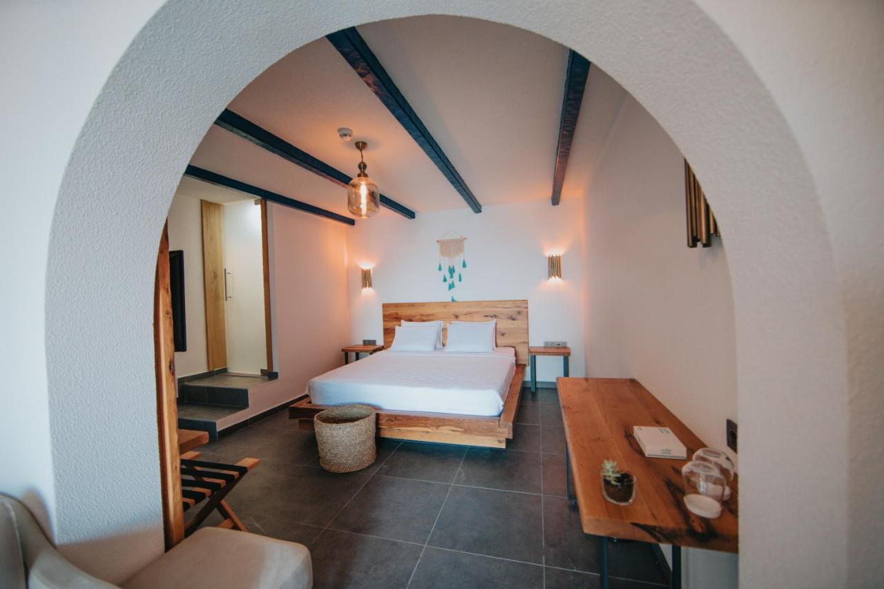 Bueyuekada Loc'Ada Hotel อดาลาร์ ภายนอก รูปภาพ