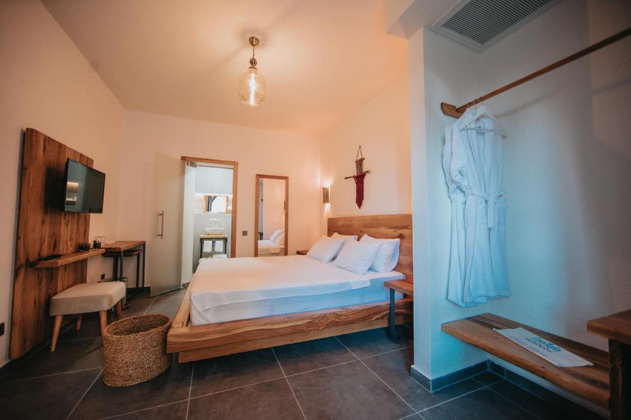 Bueyuekada Loc'Ada Hotel อดาลาร์ ภายนอก รูปภาพ