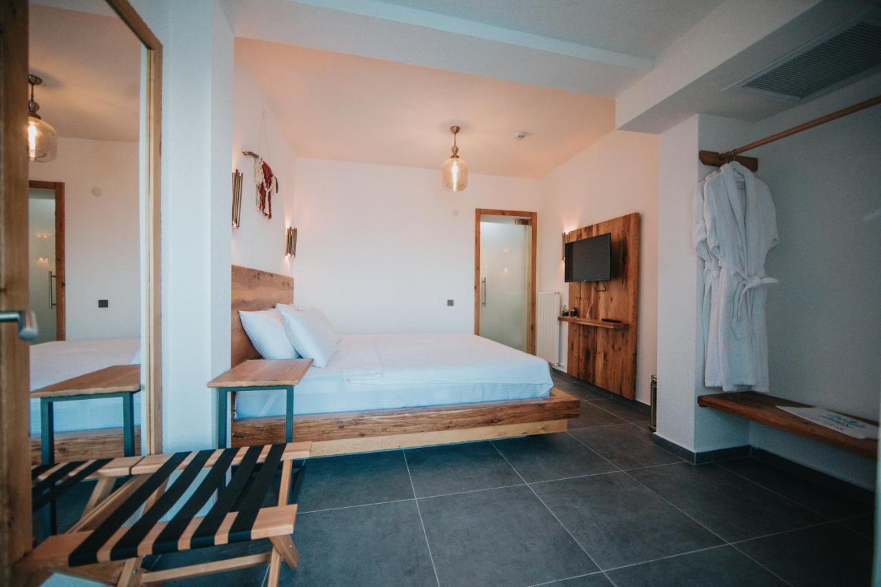 Bueyuekada Loc'Ada Hotel อดาลาร์ ภายนอก รูปภาพ